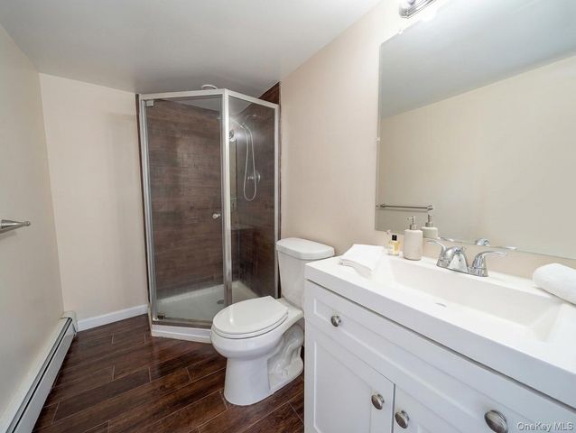 643 MIDVALE Avenue, East Meadow, NY 11554