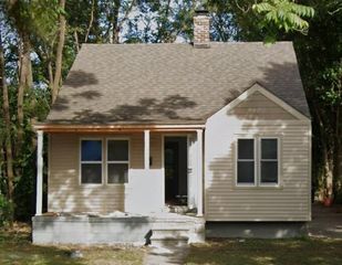 19344 Bradford Avenue, Detroit, MI 48205