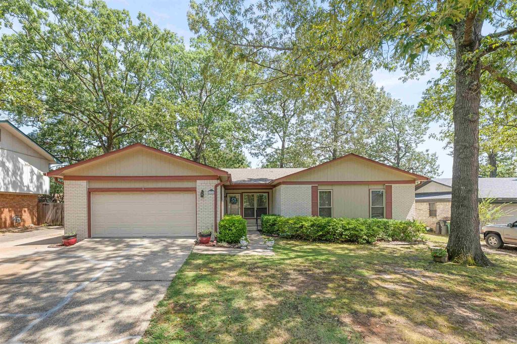 926 Karla Circle, Sherwood, AR 72120