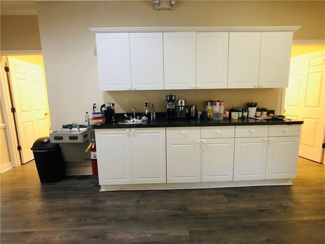 2810 Peachtree Industrial Boulevard B, Duluth, GA 30097