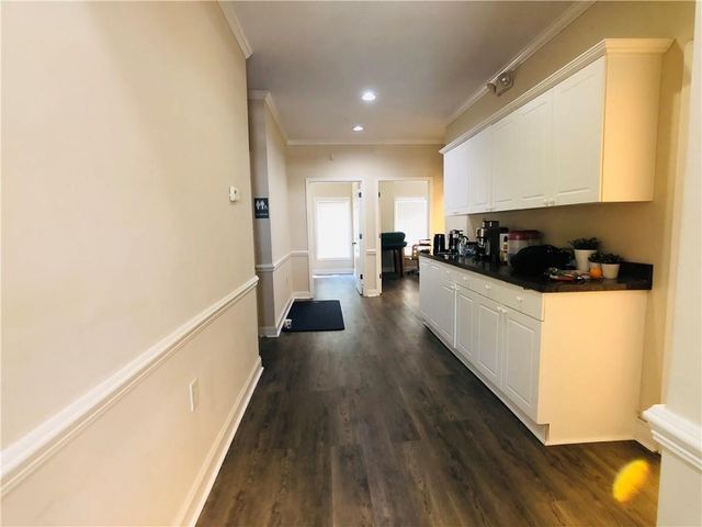 2810 Peachtree Industrial Boulevard B, Duluth, GA 30097