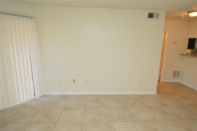 8629 FANCY FINCH DRIVE 101, Tampa, FL 33614