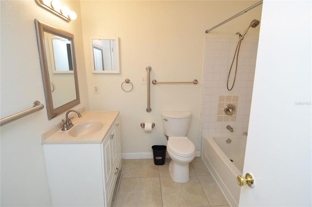 8629 FANCY FINCH DRIVE 101, Tampa, FL 33614