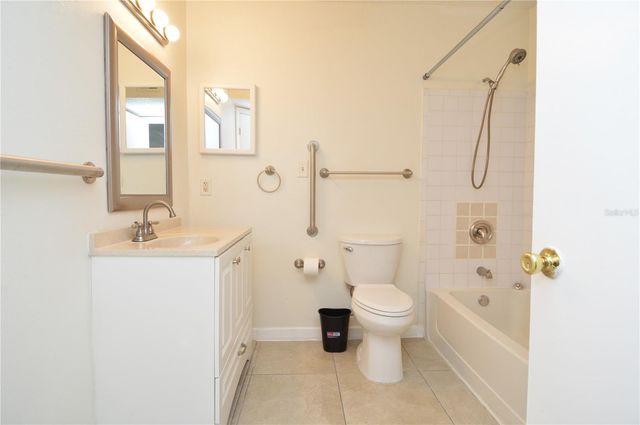 8629 FANCY FINCH DRIVE 101, Tampa, FL 33614