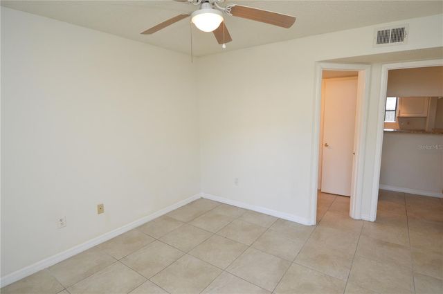 8629 FANCY FINCH DRIVE 101, Tampa, FL 33614