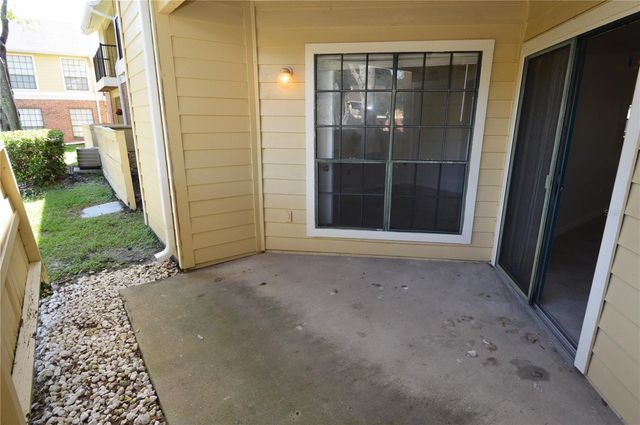 8629 FANCY FINCH DRIVE 101, Tampa, FL 33614