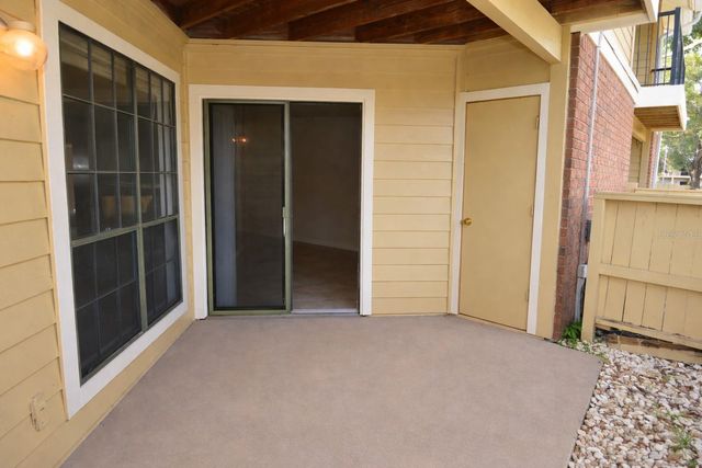 8629 FANCY FINCH DRIVE 101, Tampa, FL 33614