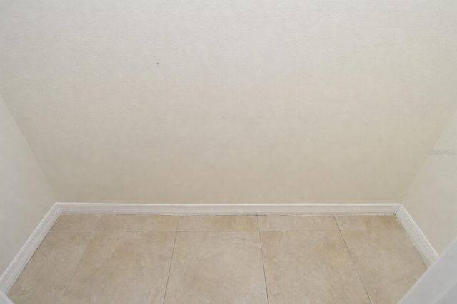 8629 FANCY FINCH DRIVE 101, Tampa, FL 33614