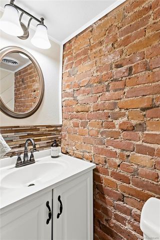 1144 S Logan Street, Denver, CO 80210