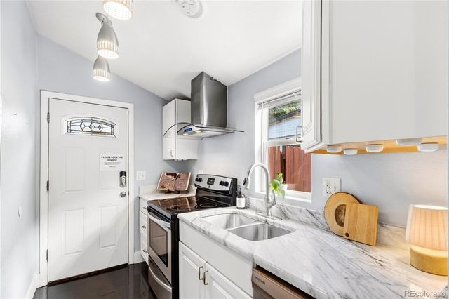 1144 S Logan Street, Denver, CO 80210