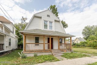 432 Arcadia Avenue, Toledo, OH 43610