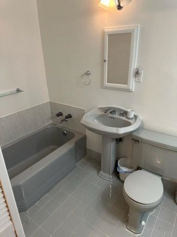 350 Altamont Dr, South San Francisco, CA 94080