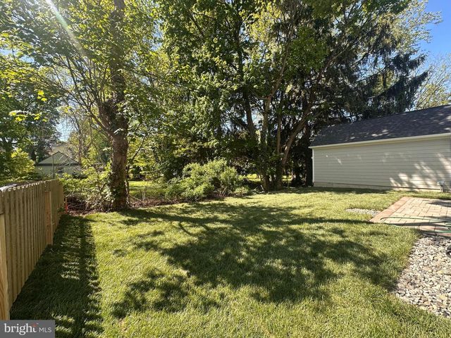 111 ST PAULS RD, Ardmore, PA 19003