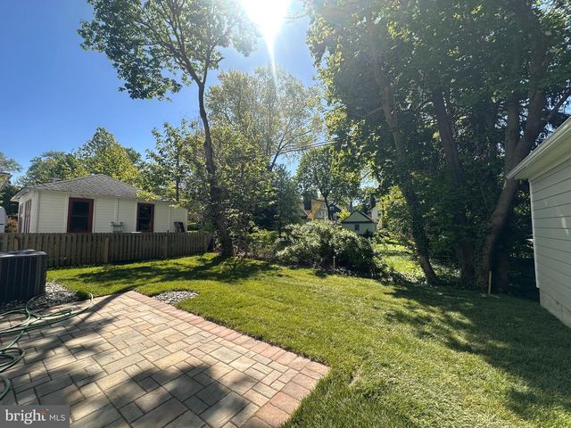 111 ST PAULS RD, Ardmore, PA 19003