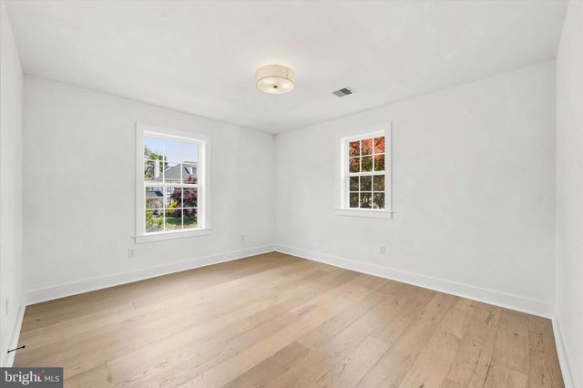 111 ST PAULS RD, Ardmore, PA 19003