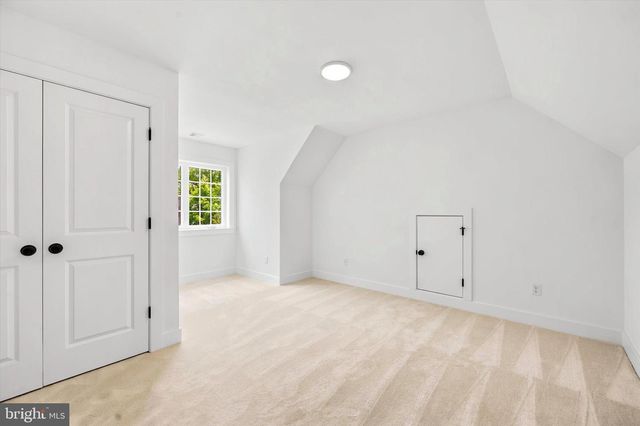111 ST PAULS RD, Ardmore, PA 19003