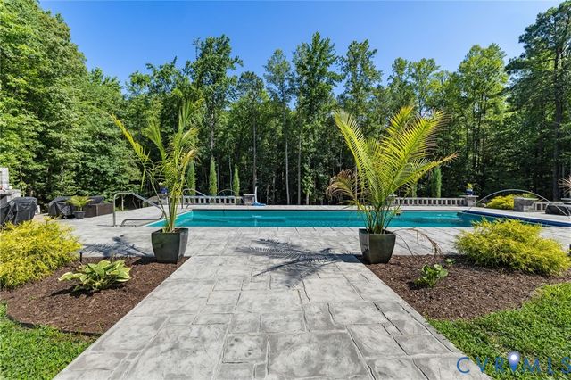 10836 Egret Ct, Chesterfield, VA 23838