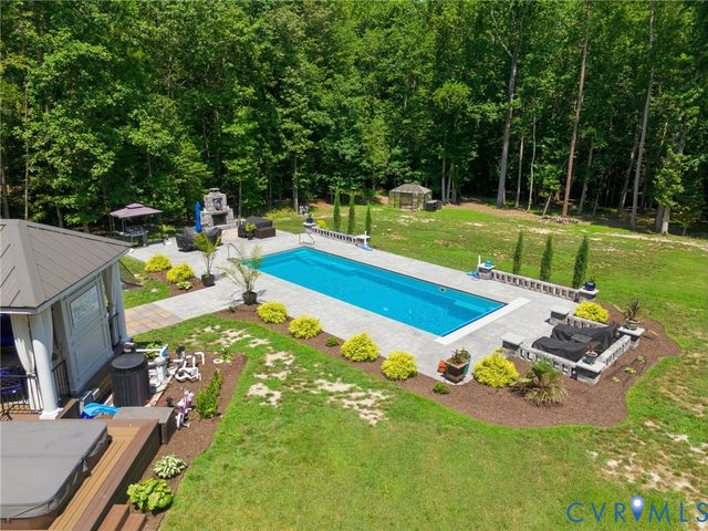 10836 Egret Ct, Chesterfield, VA 23838