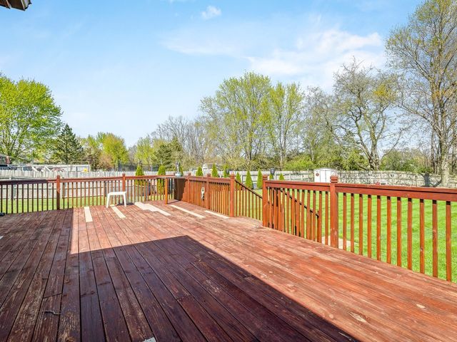 11785 Balsa Lane, Roscoe, IL 61073