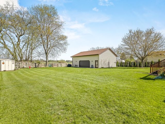 11785 Balsa Lane, Roscoe, IL 61073