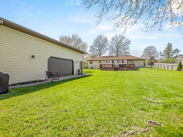11785 Balsa Lane, Roscoe, IL 61073