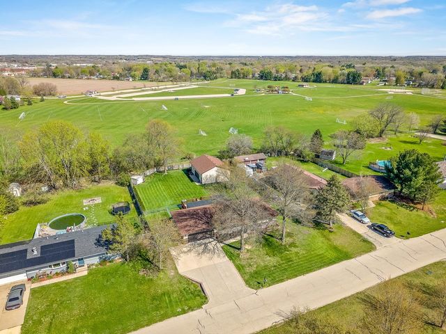 11785 Balsa Lane, Roscoe, IL 61073
