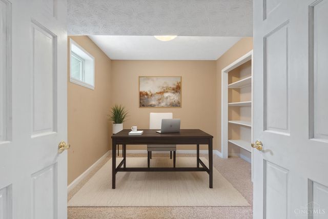 25 Huntley Court, Springboro, OH 45066