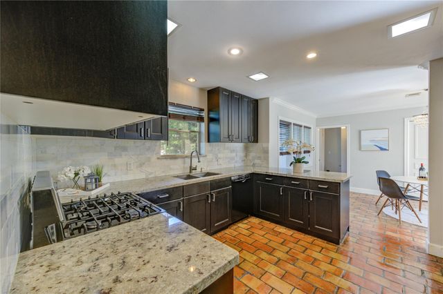 358 Tealwood Drive, Houston, TX 77024