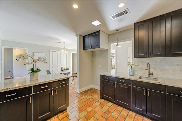 358 Tealwood Drive, Houston, TX 77024