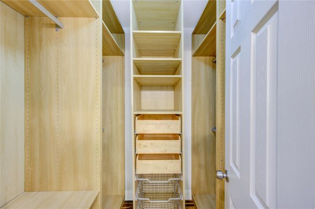 358 Tealwood Drive, Houston, TX 77024