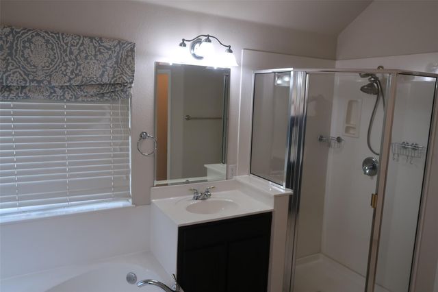 2915 Briona Wood LN, Cedar Park, TX 78613