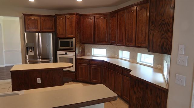 2915 Briona Wood LN, Cedar Park, TX 78613