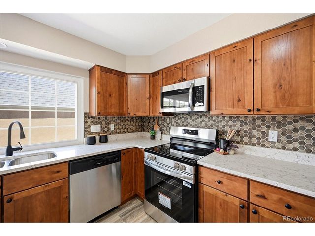 2888 S Ursula St, Aurora, CO 80014