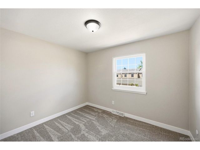 2888 S Ursula St, Aurora, CO 80014
