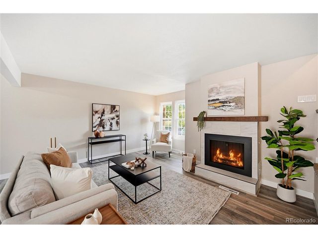 2888 S Ursula St, Aurora, CO 80014