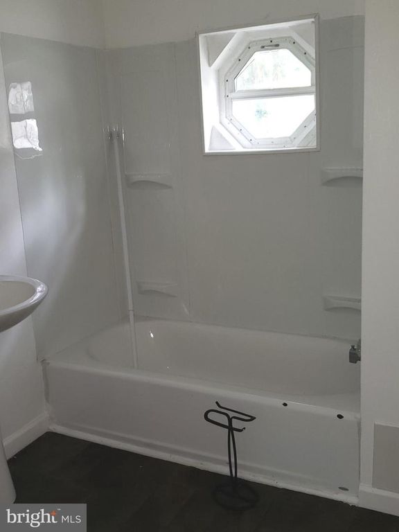 2706 LEHMAN ST, Chester, PA 19013
