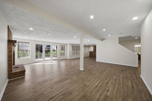 1215 Triple Crown Court, Bartlett, IL 60103