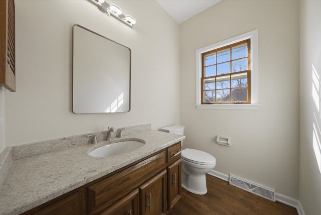 1215 Triple Crown Court, Bartlett, IL 60103
