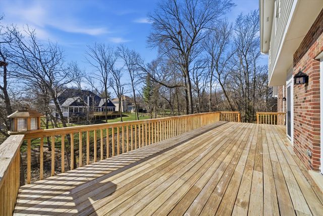 1215 Triple Crown Court, Bartlett, IL 60103