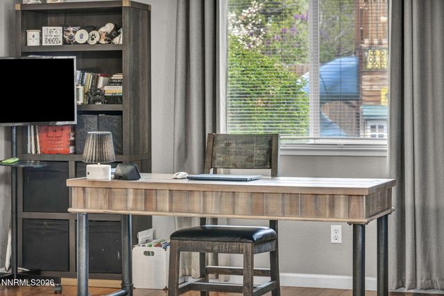 522 Sugarloaf Drive, Dayton, NV 89403