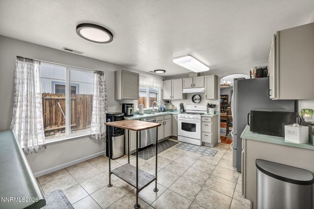 522 Sugarloaf Drive, Dayton, NV 89403