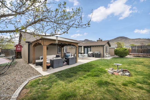 522 Sugarloaf Drive, Dayton, NV 89403