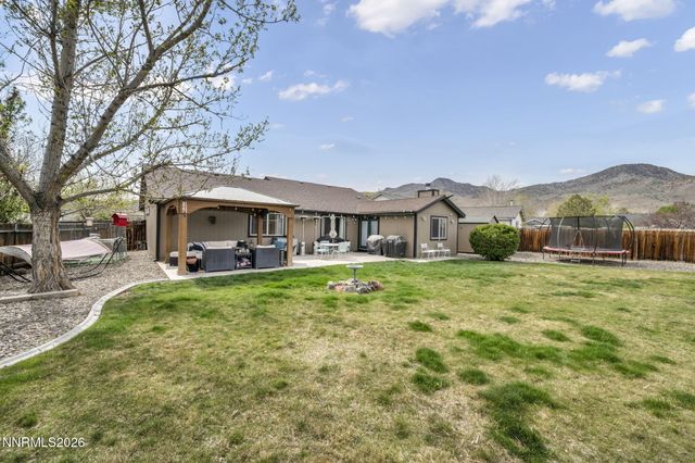 522 Sugarloaf Drive, Dayton, NV 89403