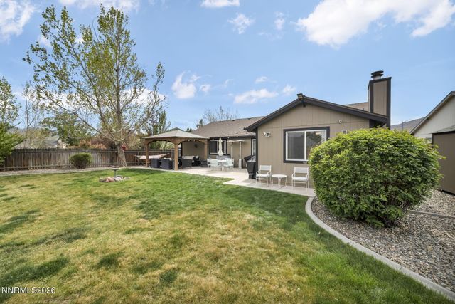 522 Sugarloaf Drive, Dayton, NV 89403