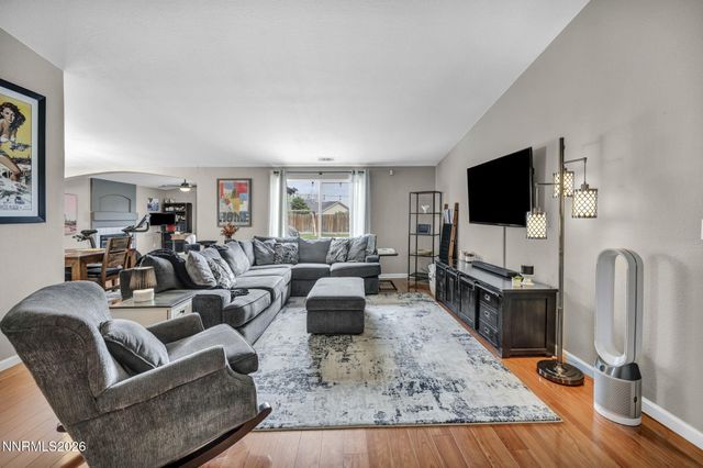 522 Sugarloaf Drive, Dayton, NV 89403