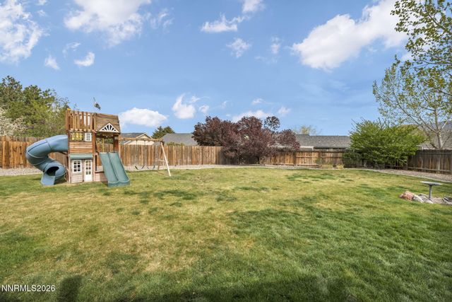 522 Sugarloaf Drive, Dayton, NV 89403