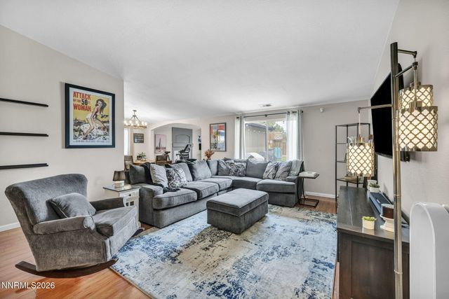 522 Sugarloaf Drive, Dayton, NV 89403