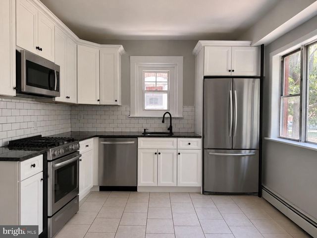 270 S 27TH ST, Camden, NJ 08105