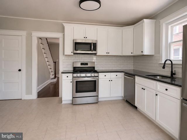 270 S 27TH ST, Camden, NJ 08105