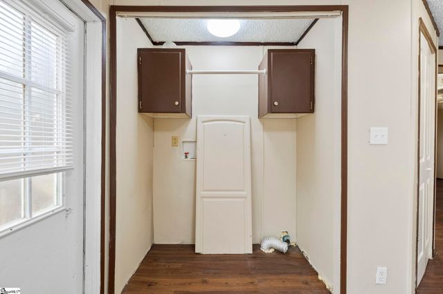 305 River Road, Marietta, SC 29661